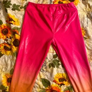 These more than magic pants are a smooth ombre.